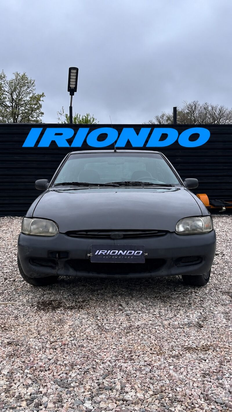 Ford Escort LX 1997